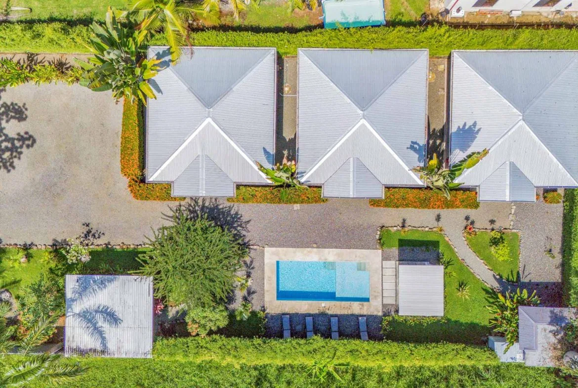 PROPERTY WITH 3 HOMES AND A POOL IN UVITA – 0.25 ACRES, photo 6