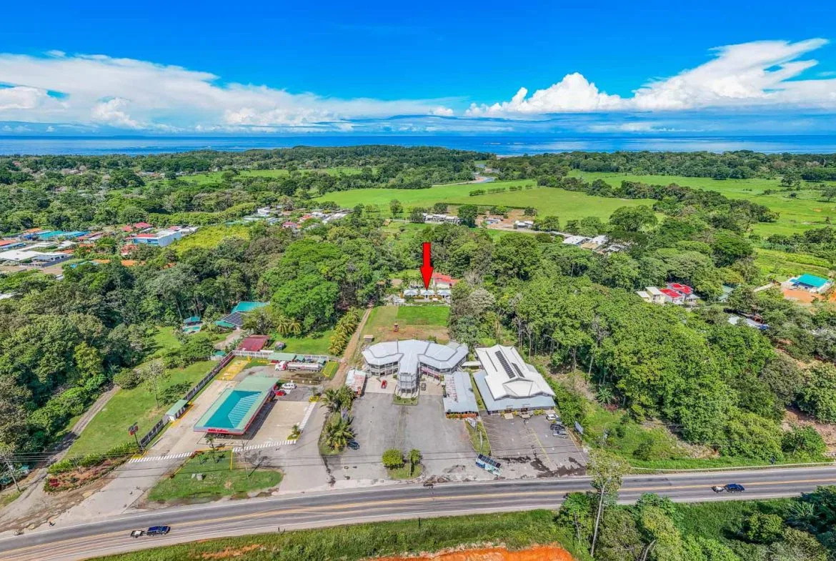 PROPERTY WITH 3 HOMES AND A POOL IN UVITA – 0.25 ACRES, photo 8