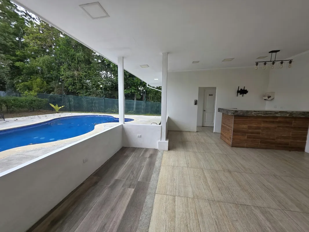 Hermosa casa de dos niveles ubicada en una zona estratégica de Sabanilla, ideal para quienes buscan comodidad, seguridad y una excelente ..., photo 6