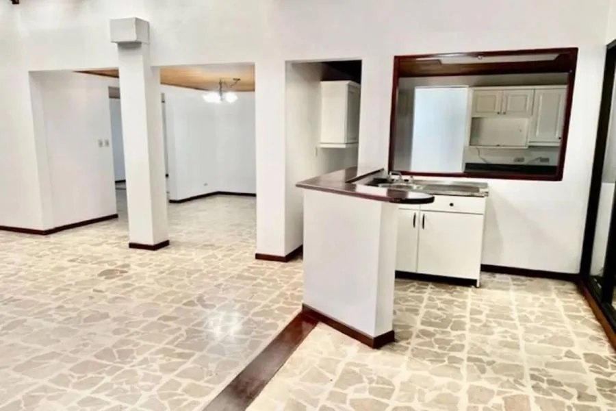Venta de casa con uso mixto en Los Yoses, San José #RC1935 $275.000 - Venta en San Pedro, photo 15