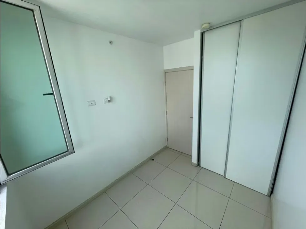 Venta de apartamento, más barato que desarrollador. Piso 19 3 habitaciones, 2 baños, 1 parqueo 60m2 habitables Condominio cuenta con Piscina Semi Olímpica, Gimnasio, 3 parques de ..., photo 9