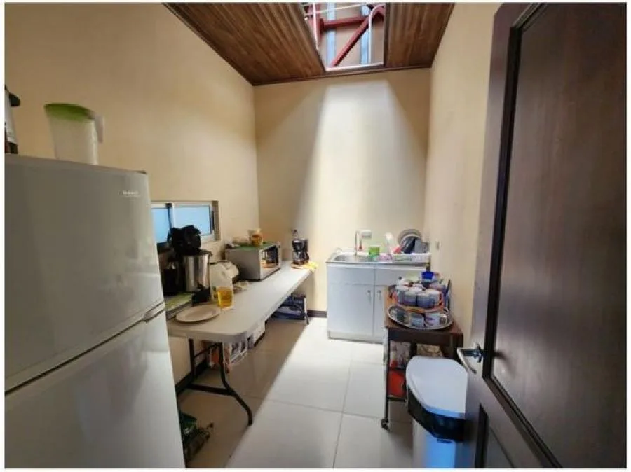VENTA DE EDIFICIO, SAN JOSÉ, GOICOCHEA - Venta en Goicoechea, photo 7