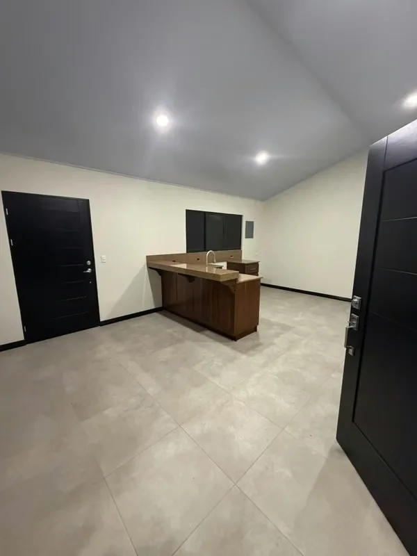 ALQUILER DE APARTAMENTO NUEVO PARA ESTRENAR EN ZONA TRANQUILA Y A SOLO METROS DE LA ZONA FRANCA COYOL. EL APARTAMENTO TIENE UN CUARTO AMPLIO CON SU CLOSET, UN BAÑO, COCINA, SALA ..., photo 3