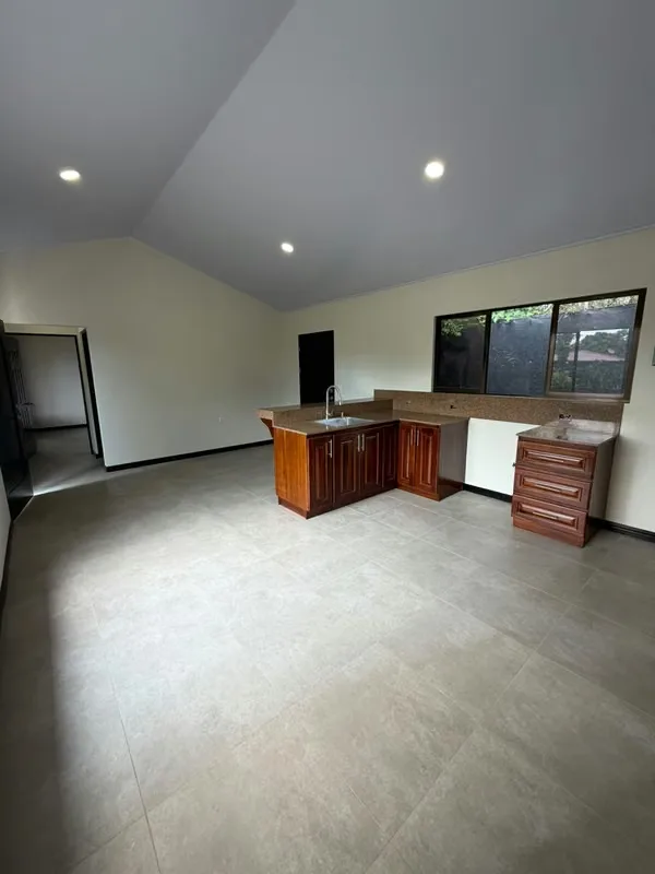 ALQUILER DE APARTAMENTO NUEVO PARA ESTRENAR EN ZONA TRANQUILA Y A SOLO METROS DE LA ZONA FRANCA COYOL. EL APARTAMENTO TIENE UN CUARTO AMPLIO CON SU CLOSET, UN BAÑO, COCINA, SALA ..., photo 5