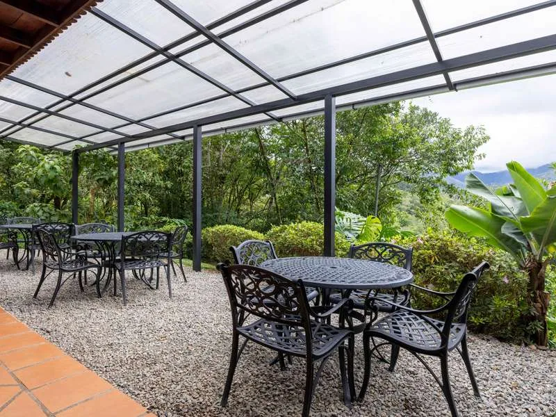 12 Bed Hotel / Leisure For Sale in Dota, photo 2