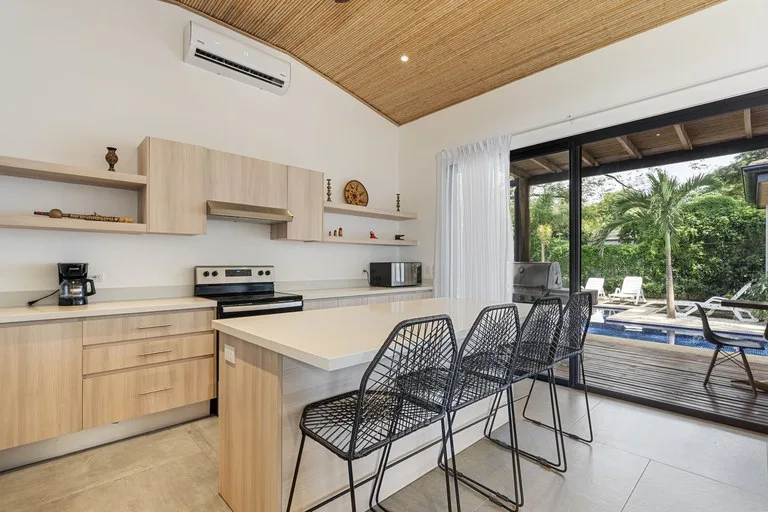 3 Bed Single Family Homes For Sale in Tamarindo, photo 24