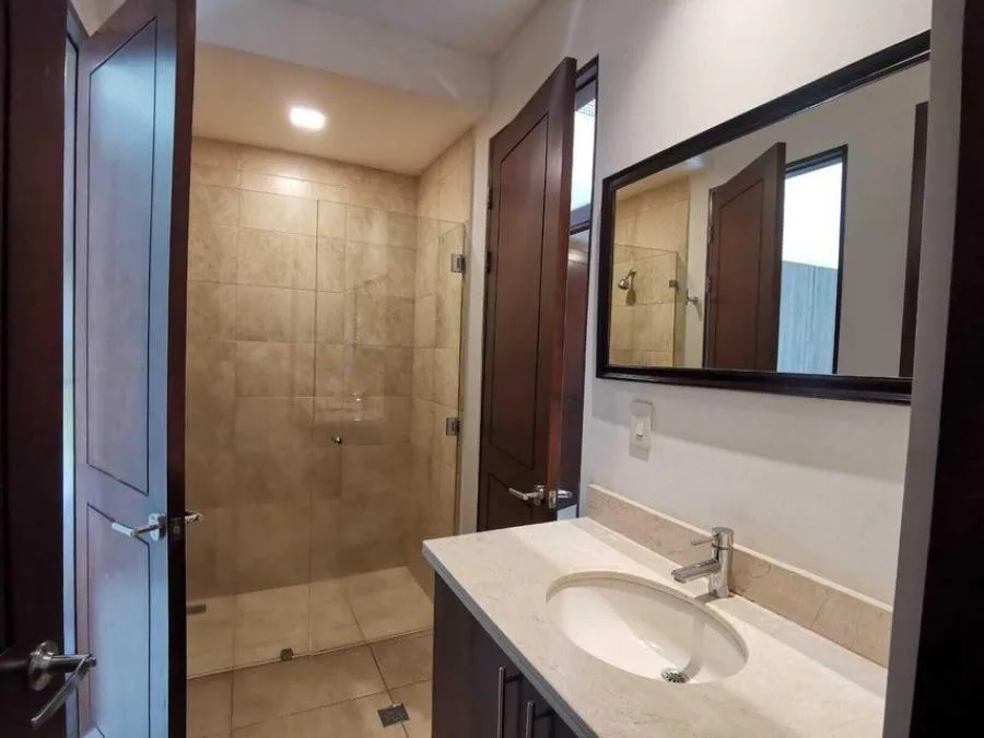 Alquiler de Apartamento en escazu - Alquiler / Renta en Escazú, photo 4