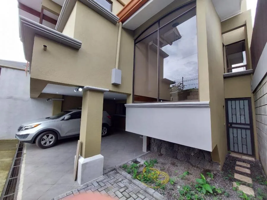 Casa  en Santa Lucia de Barva en Heredia  AL231112 - Venta en Santa Lucia de Barva, photo 2