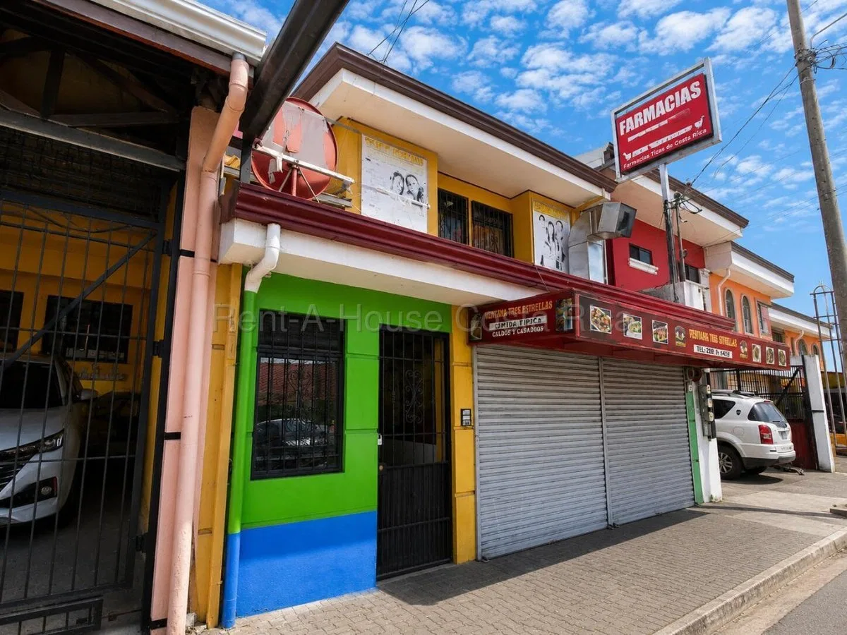 Venta de Casa con Local Comercial en Mercedes Norte #27-162 GS - Venta en Heredia