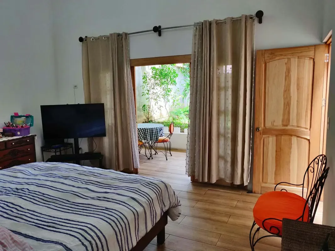 La propiedad cuenta con un avaluo por parte de un perito arquitecto de ahi el precio de la propiedad. Es una casa en uno de los puntos más comerciales y con más valor de Santo Domingo ..., photo 10