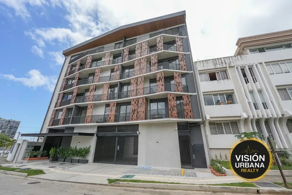 Exclusive boutique tower with only 6 levels and 20 apartments, designed to provide greater privacy, comfort, and a modern lifestyle. Includes appliances and is distributed as ...