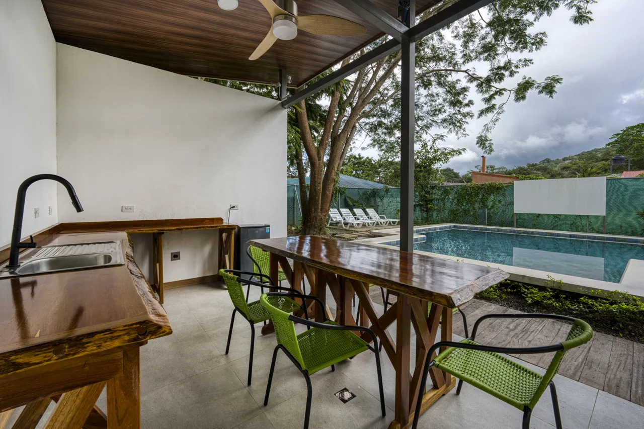 BRAND NEW BUNGALOWS IN UVITA – PRIME LOCATION | 5 BEDROOMS – 5 BATHS | 0.12 ACRES