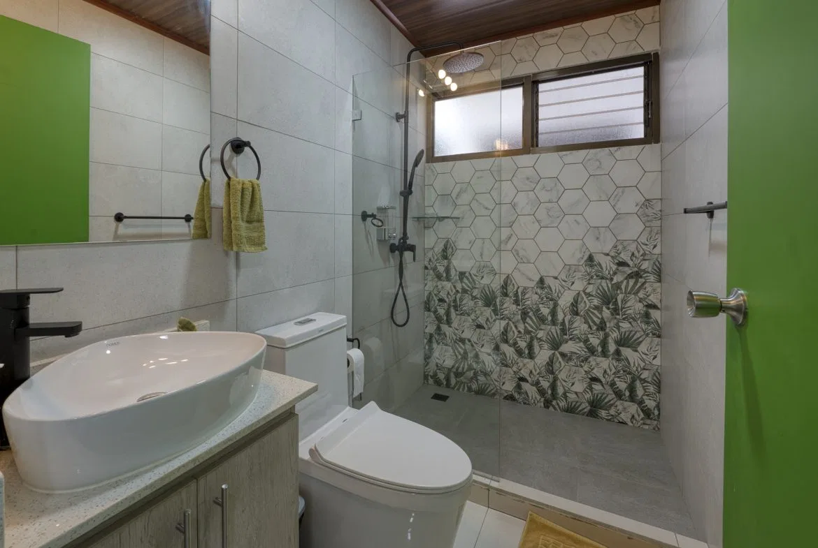 BRAND NEW BUNGALOWS IN UVITA – PRIME LOCATION | 5 BEDROOMS – 5 BATHS | 0.12 ACRES, photo 24