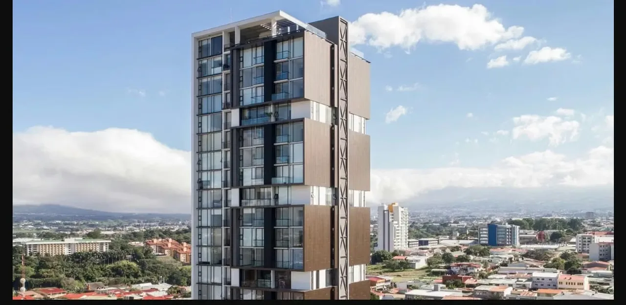 Disfruta de este hermoso apartamento moderno con vista al este, ubicado en el sexto piso de la torre, en una de las zonas de mayor auge en la cuidad. Se ofrece con línea blanca, Cuenta ...