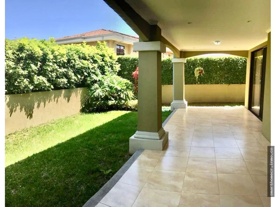 SE ALQUILA / SE VENDE CASA EN CONDOMINIO POZOS DE SANTA ANA