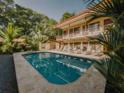 Un resort de alta calificación y ocupación con hotel, cabañas, restaurante en el lugar y piscina., photo 5