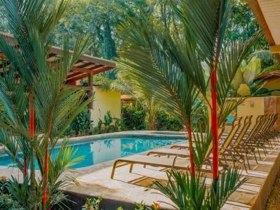 Un resort de alta calificación y ocupación con hotel, cabañas, restaurante en el lugar y piscina., photo 6