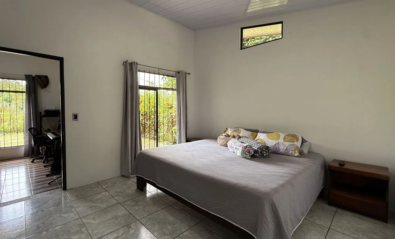 3 BR Family Home in General Viejo Perez Zeledon, photo 8