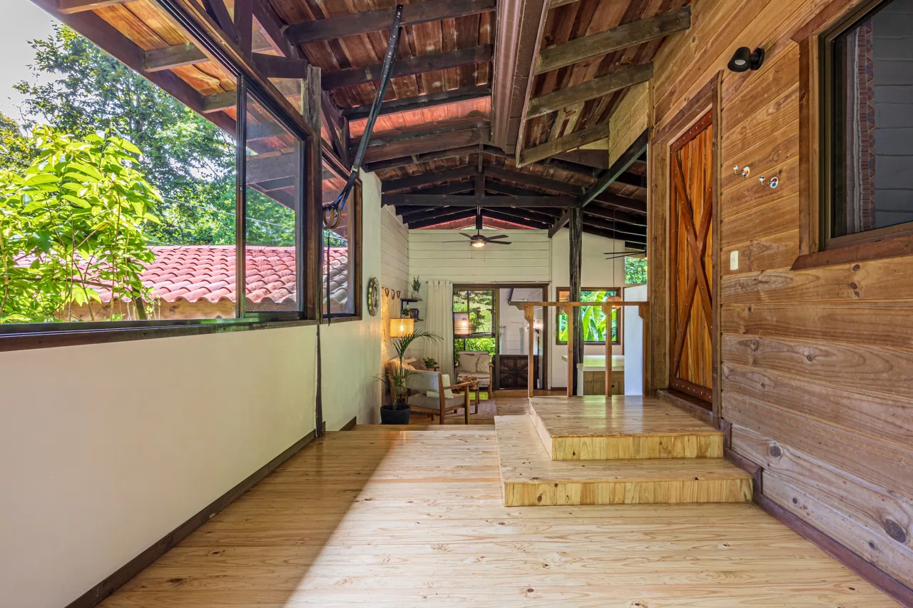 PROPERTY WITH A PRINCIPAL HOUSE AND GUEST HOUSE IN THE MIDDLE OF THE JUNGLE, IN OJOCHAL – 3 ACRES, photo 8