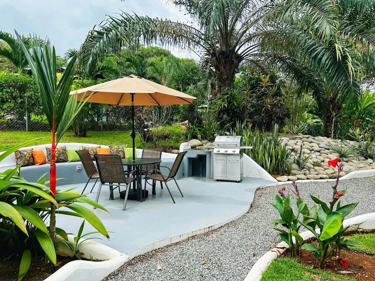 PROPERTY VILLA OCTAGON WITH TWO BEDROOMS AND BEAUTIFUL GARDEN VIEWS, IN OJOCHAL – 0.58 ACRES, photo 23