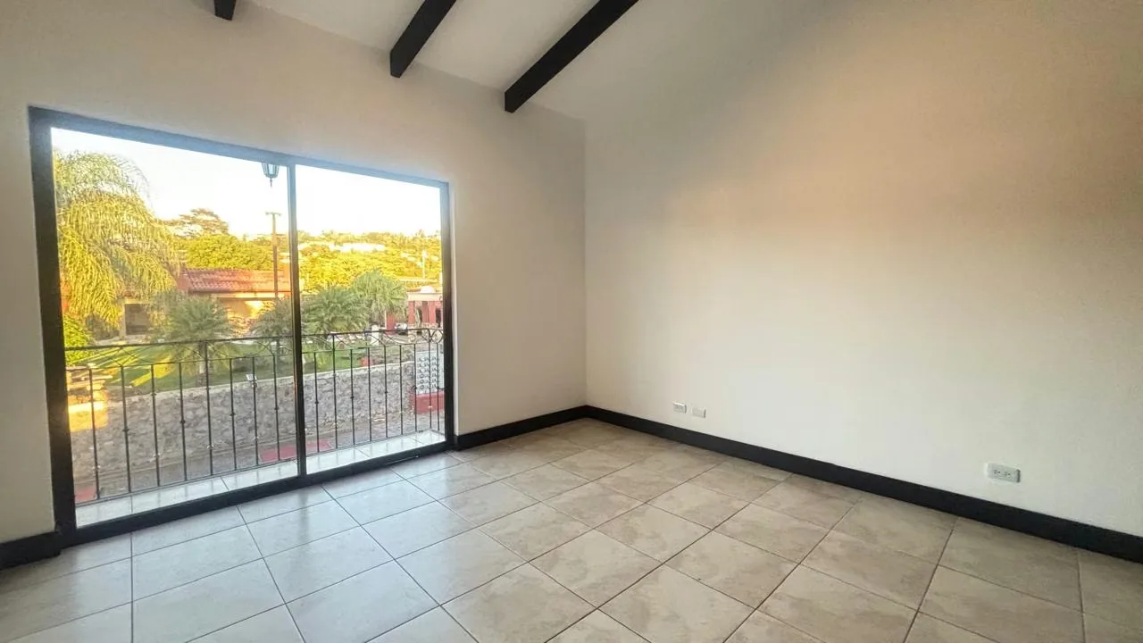 HOME FOR SALE Newly Remodeled, in Gated community KV, photo 14