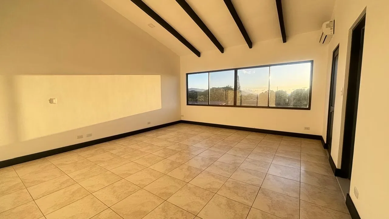 HOME FOR SALE Newly Remodeled, in Gated community KV, photo 9