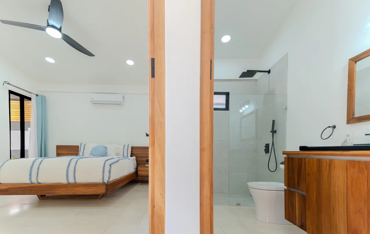 PROPERTY WITH THREE BEDROOMS AND POOL NEAR TO THE BEACH, IN PLAYA HERMOSA – 0.13 ACRES, photo 21