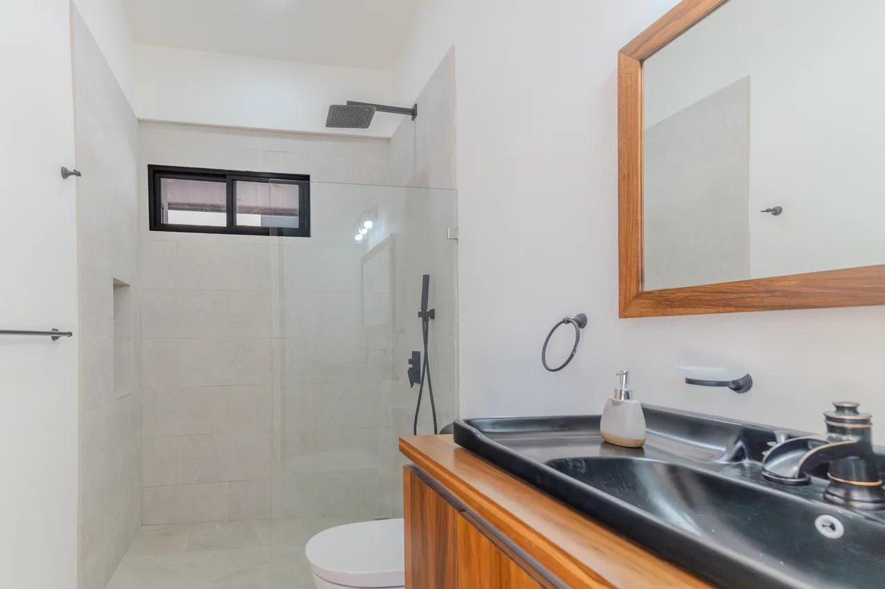 PROPERTY WITH THREE BEDROOMS AND POOL NEAR TO THE BEACH, IN PLAYA HERMOSA – 0.13 ACRES, photo 23