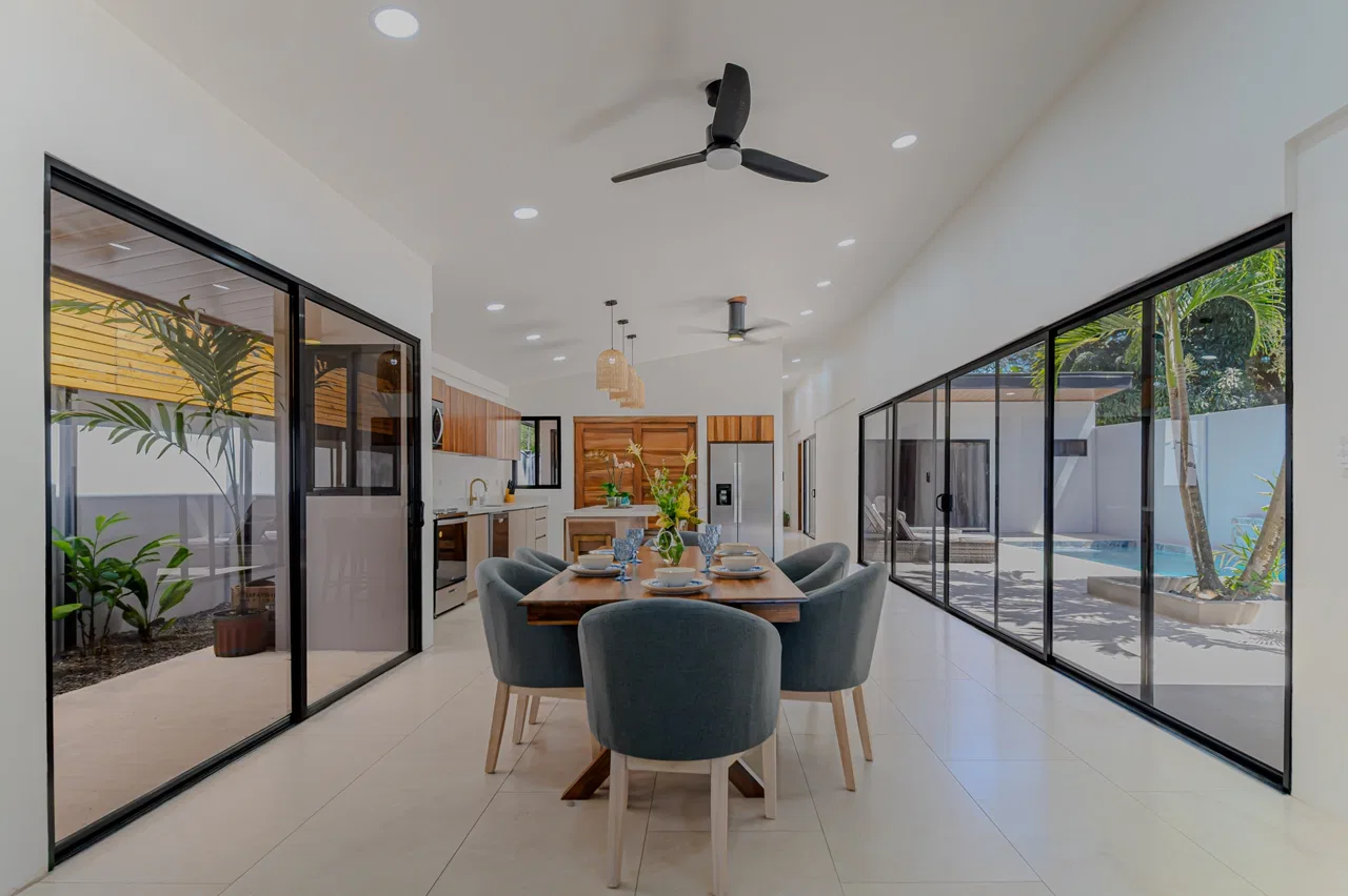 PROPERTY WITH THREE BEDROOMS AND POOL NEAR TO THE BEACH, IN PLAYA HERMOSA – 0.13 ACRES, photo 7
