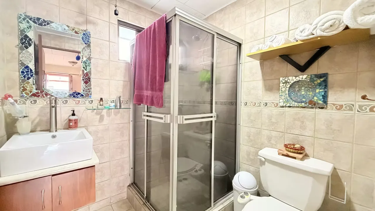 Comfortable house, fully furnished and equipped, located in a highly secure and quiet private gated community., photo 12