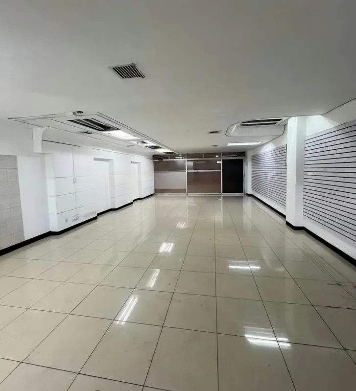 MA Asesorías alquila para el mes de Agosto 2026, Local Comercial ubicado en el Centro Colón, Paseo Colón, San José
