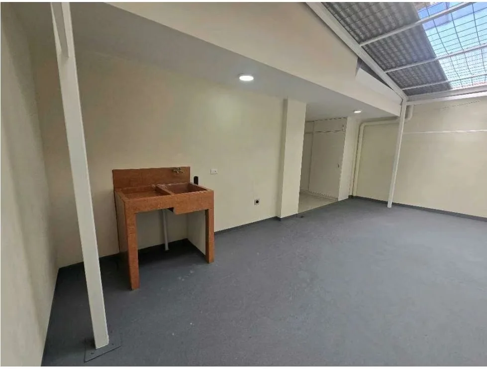Hermosa casa de dos plantas ubicada en una de las zonas más céntricas y convenientes de Tibás. Remodelada completamente ..., photo 11