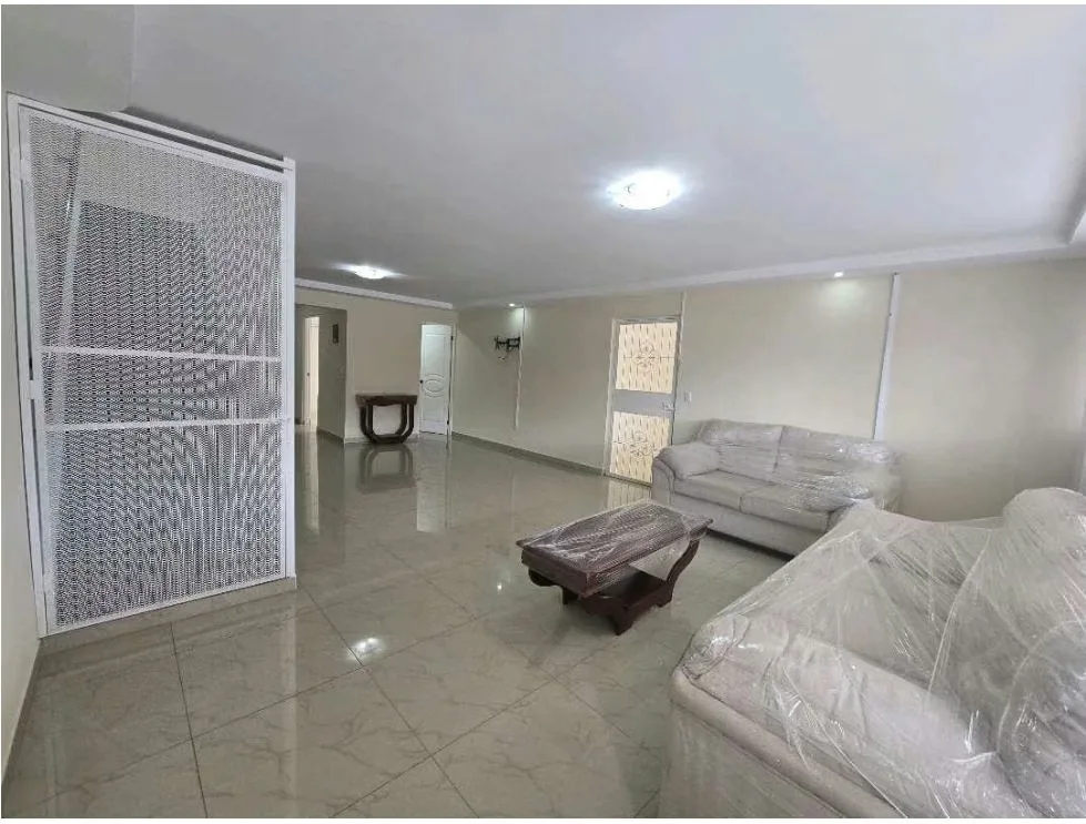 Hermosa casa de dos plantas ubicada en una de las zonas más céntricas y convenientes de Tibás. Remodelada completamente ..., photo 7