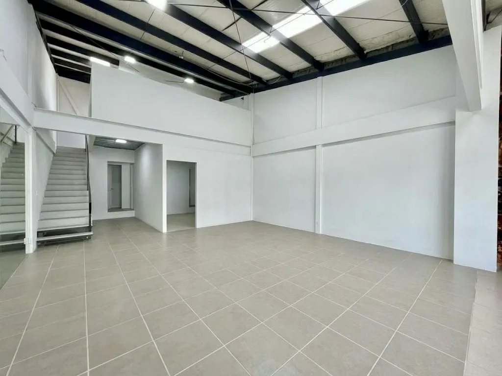 ¿Buscando el espacio ideal para hacer crecer tu negocio o firma? Ponemos a tu disposición un exclusivo local en el segundo piso en un centro ..., photo 3