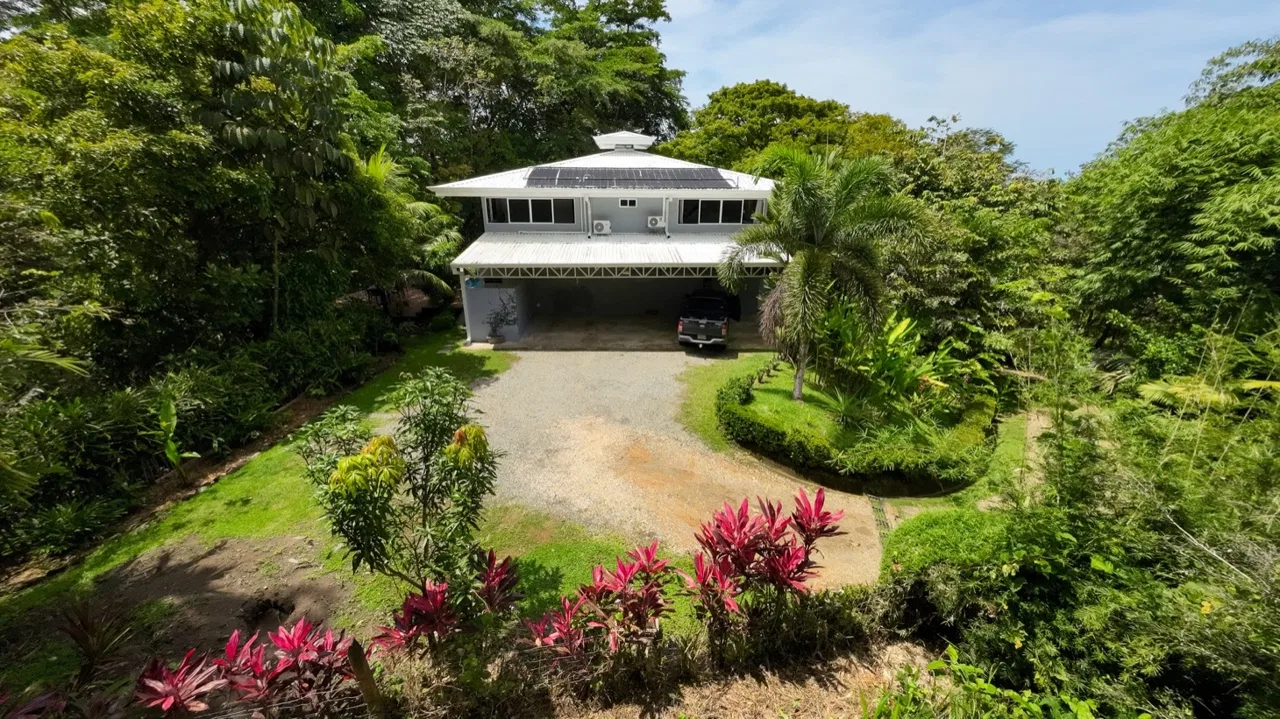JUNGLE PROPERTY WITH THREE BEDROOMS, IN LOS JARDINES DEL MORETE UVITA – 1.89 ACRES, photo 7