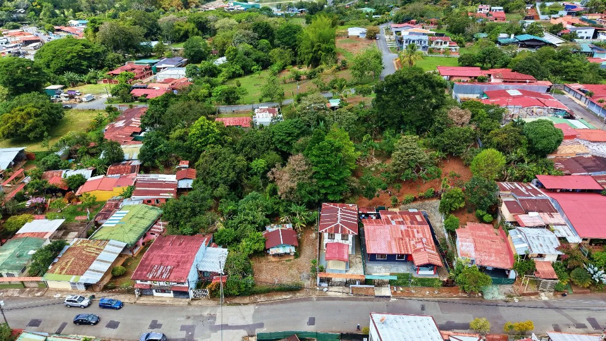 VENTA DE LOTE DE 4.321 M2 EN BARRIO SAN RAFAEL, PEREZ ZELEDON: POTENCIAL RESIDENCIAL - Venta en Pérez Zeledón