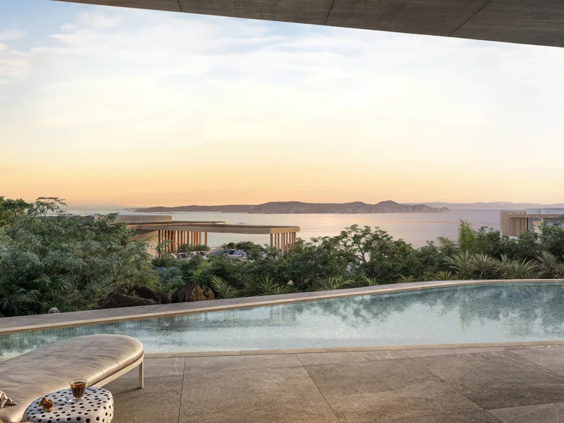 5 Bed Single Family Homes For Sale in Hermosa, photo 2