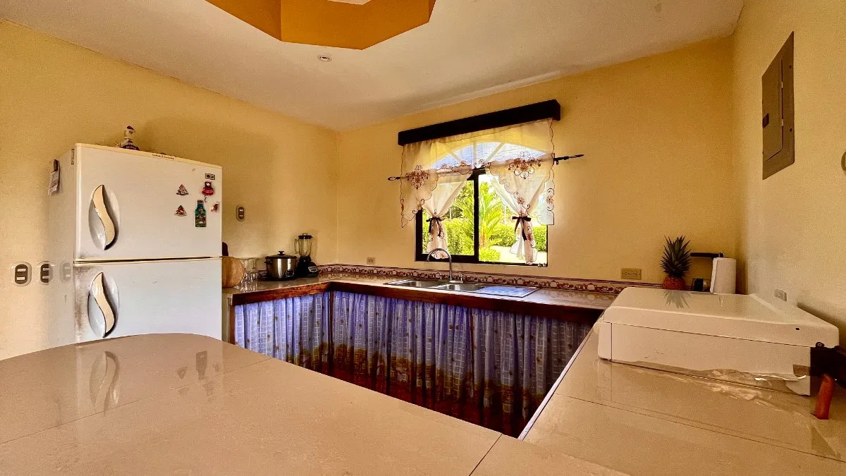 SE VENDE CASA DE ALTA CALIDAD EN LA ESPERANZA DE SAN PEDRO CON AMPLIO TERRENO - Venta en Pérez Zeledón, photo 11