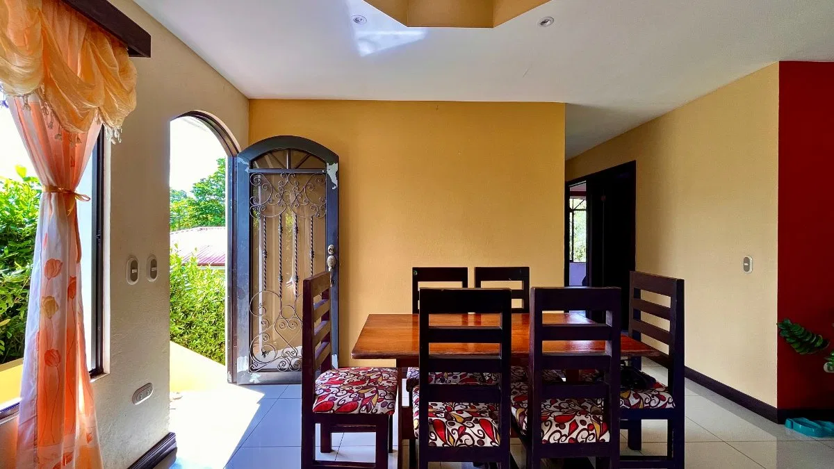 SE VENDE CASA DE ALTA CALIDAD EN LA ESPERANZA DE SAN PEDRO CON AMPLIO TERRENO - Venta en Pérez Zeledón, photo 3