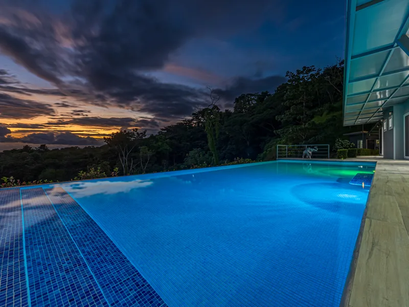 5 Bed Single Family Homes For Sale in Uvita, photo 3