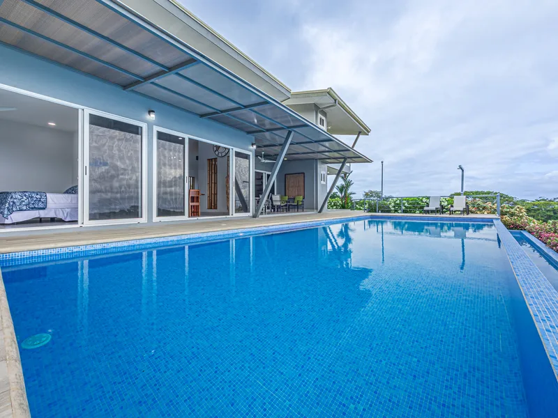 5 Bed Single Family Homes For Sale in Uvita, photo 4