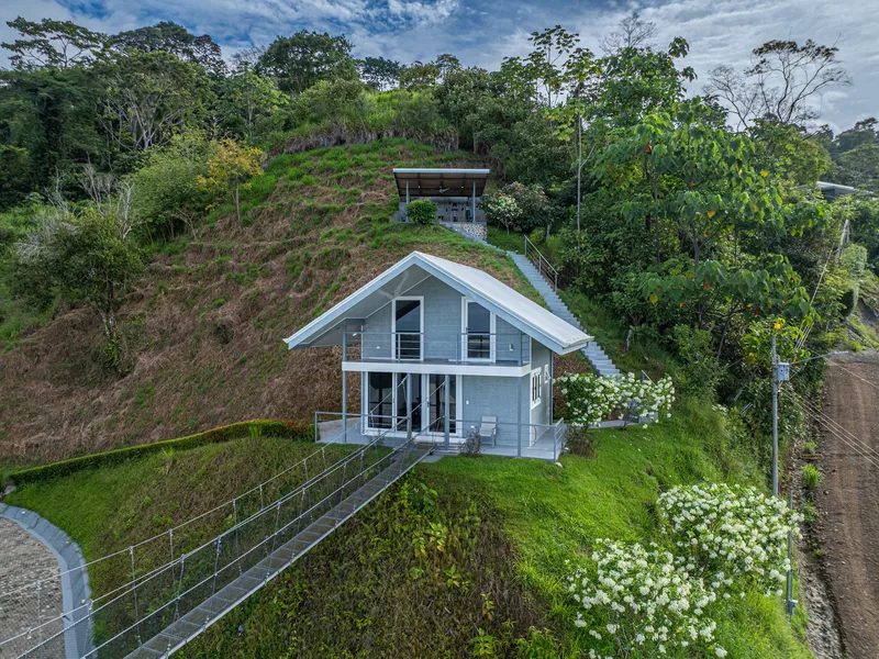 5 Bed Single Family Homes For Sale in Uvita, photo 6