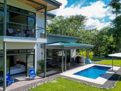 Casa moderna y privada en venta en Ojochal, Costa Rica., photo 2