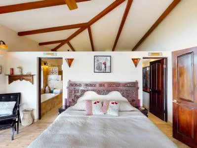 INCREDIBLE Ocean View Home And Guest House, photo 7
