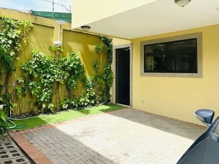 ALQUILER DE CASA INDEPENDIENTE EN CUIDAD COLÓN BRAZIL DE MORA