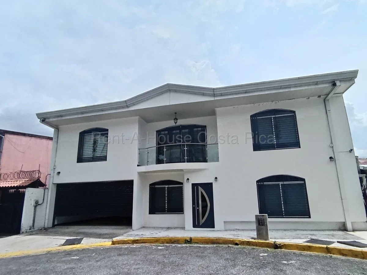 Alquiler de Casa Amoblada con Espacio Versátil en San José #27-319 GS - Alquiler / Renta en San José