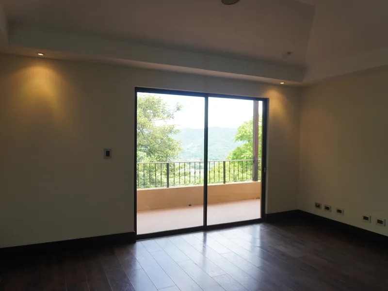 4 Bed Single Family Homes For Sale in Brasil De Mora, photo 14