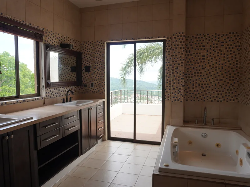 4 Bed Single Family Homes For Sale in Brasil De Mora, photo 8