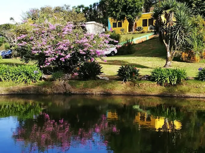 For sale 9.88 acres with miltiple buildings in Coronado
