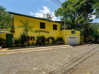 JUNGLE CREEK VILLAS AND CASA PURA VIDA